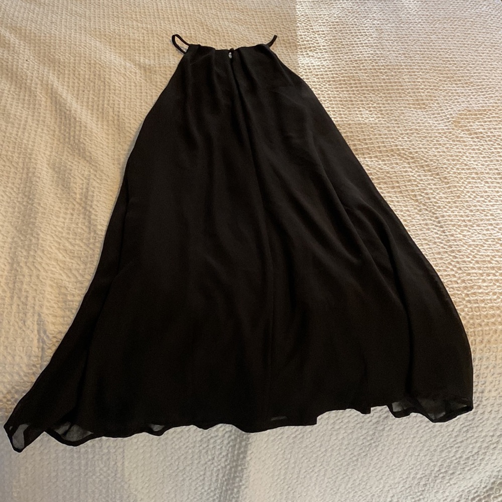 Black Dress - Picture 3 of 3